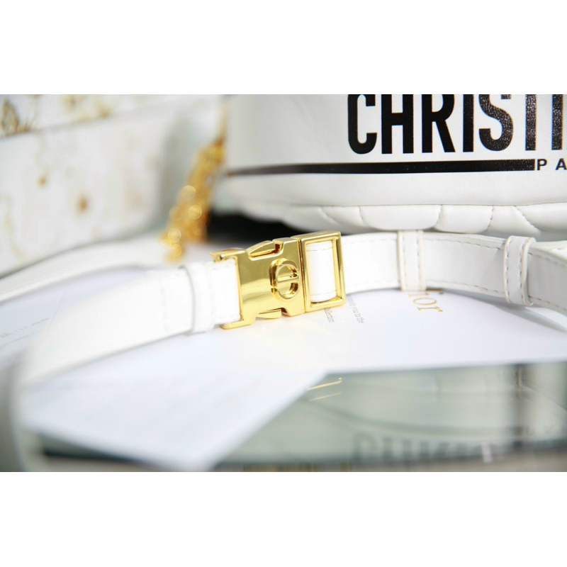 Túi Xách Dior Bobby Trắng Đen Size 22  -  By Anh Dinh Phuong