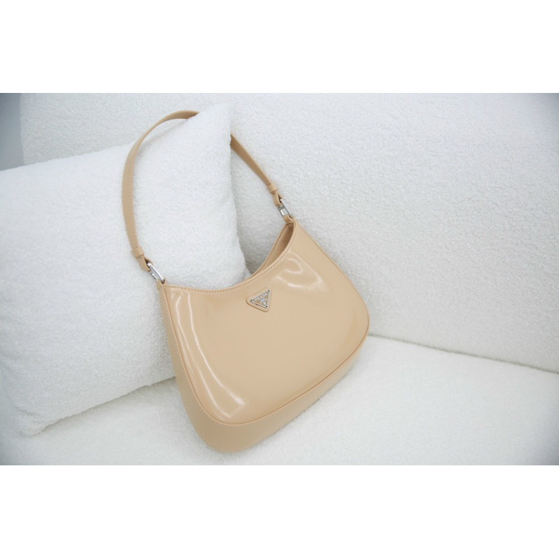 Túi Xách Prada Cleo Kem Bóng Size 26  -  By Anh Dinh Phuong