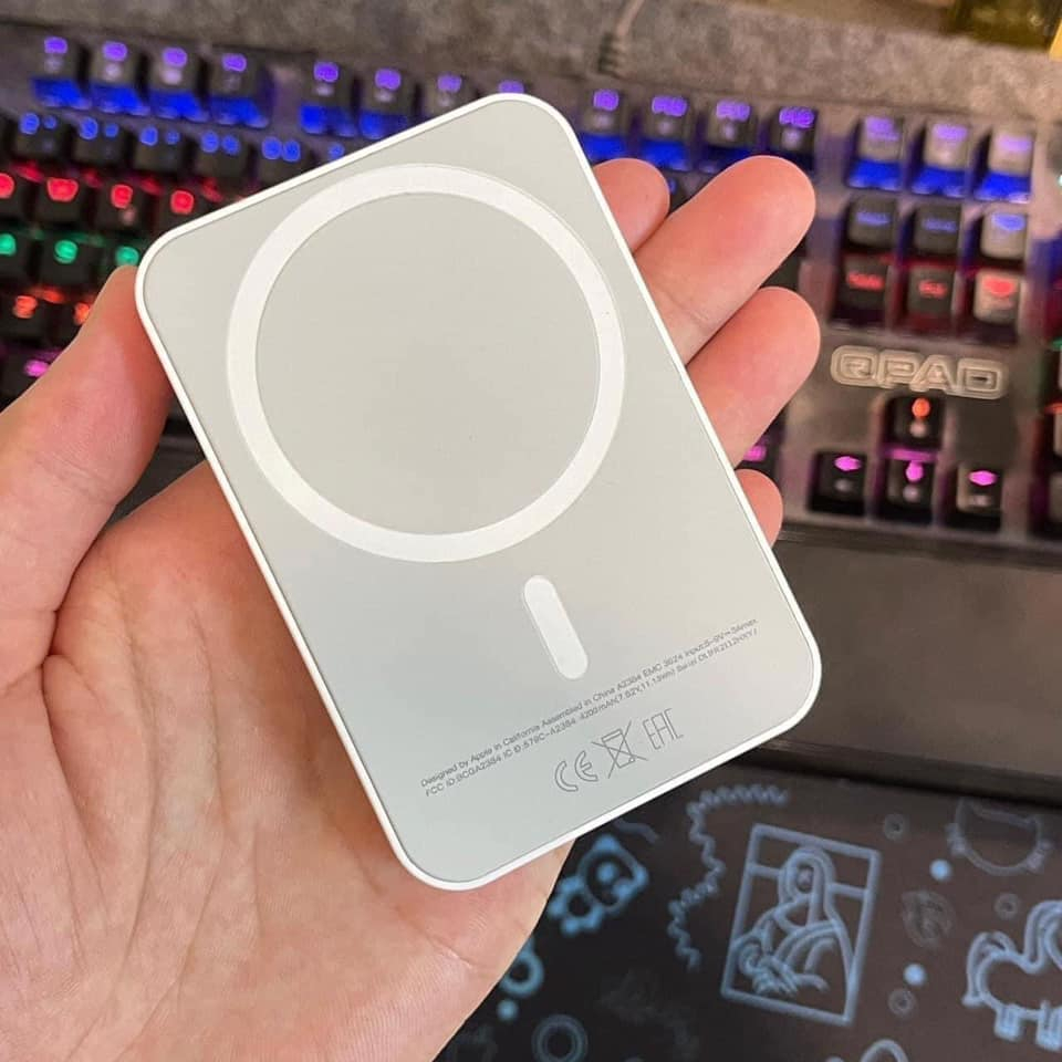 Sạc Dự Phòng Không Dây Từ Tính Sạc Nhanh Pin 5000mah Mini Nhỏ Gọn Cao Cấp Cho Điện Thoại Hỗ Trợ sạc Từ iphonex trở lên