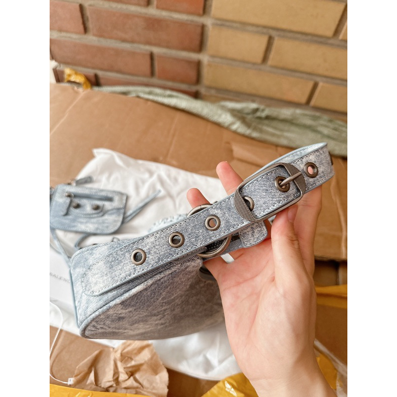 Túi Xách Balenciaga Denim Size 25  -  By Anh Dinh Phuong