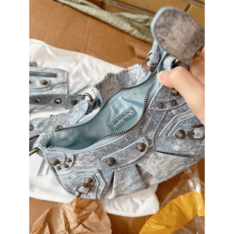 Túi Xách Balenciaga Denim Size 25  -  By Anh Dinh Phuong
