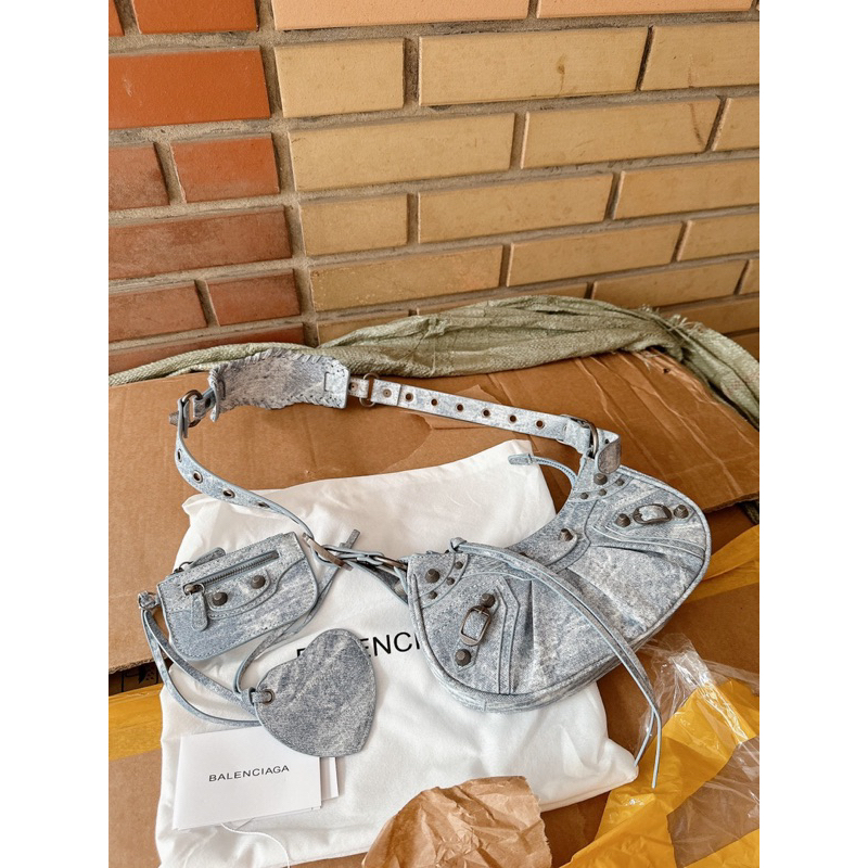 Túi Xách Balenciaga Denim Size 25  -  By Anh Dinh Phuong