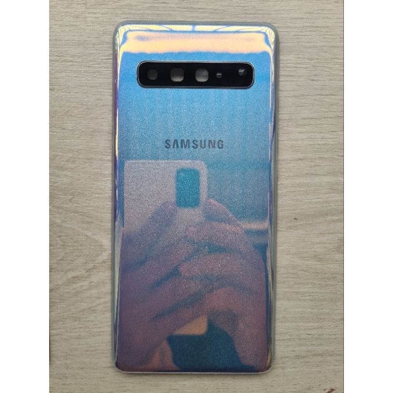 Nắp lưng Samsung S10 5G , có kính camera sau