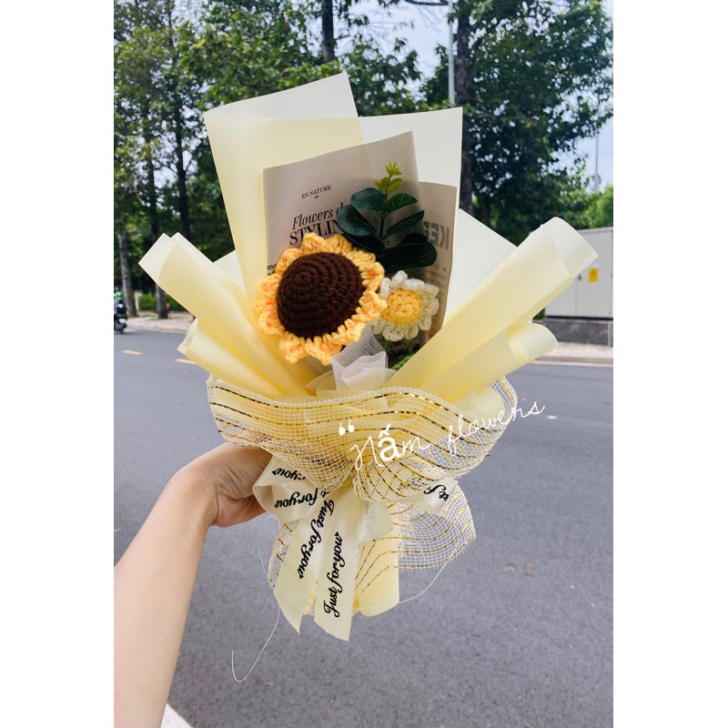 Bó hoa đan len siêu xinh xắn dành tặng người thân