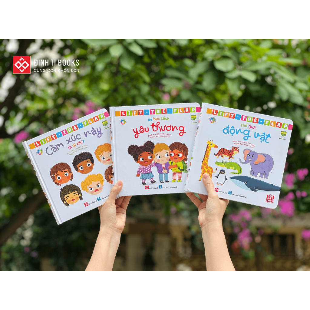 Sách tương tác - Lift-the-flap - Thế giới động vật và Bé học cách yêu thương - Cho trẻ từ 0 - 6 tuổi - Đinh Tị Books