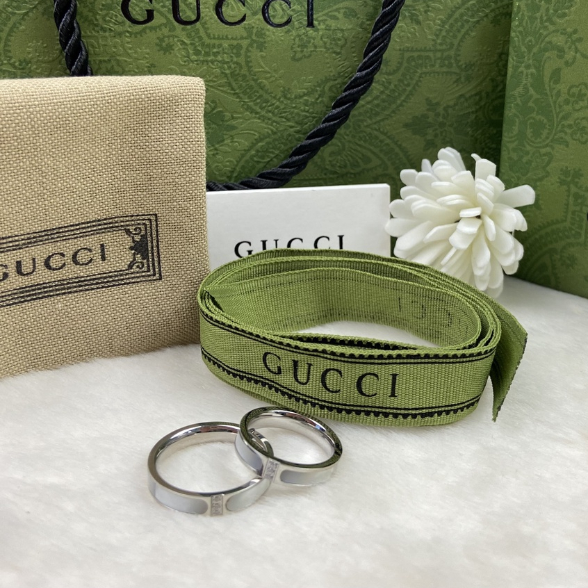Nhẫn cặp đôi Gucci -Nhẫn titan đính xà cừ -Không gỉ ,không phai màu Full box cao cấp-Khắc tên theo yêu cầu