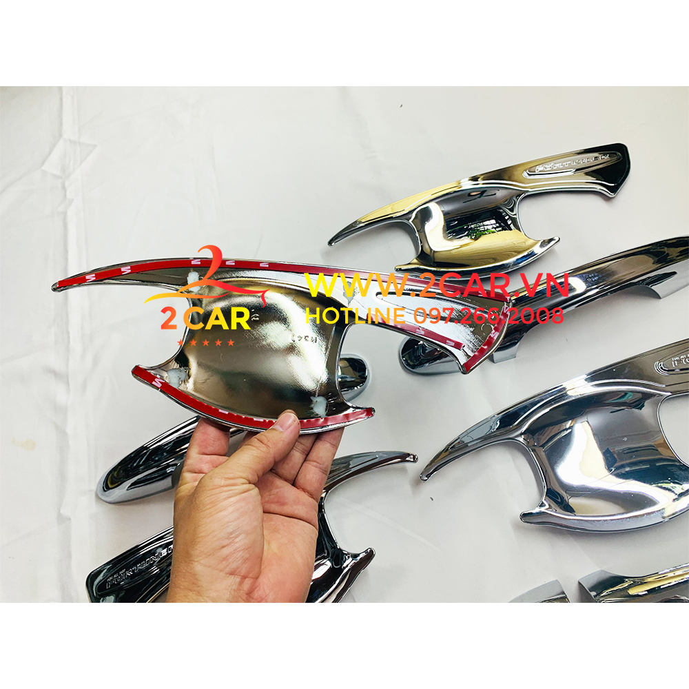 Ốp tay nắm cửa, hõm cửa xe Toyota Fortuner 2017 -  2021, 2022, 2023 mạ crom cao cấp, sáng bóng