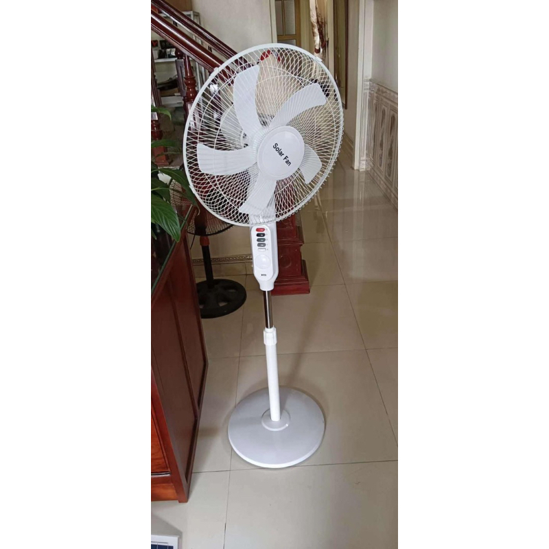 Quạt Tích Điện năng lượng mặt trời solar 198