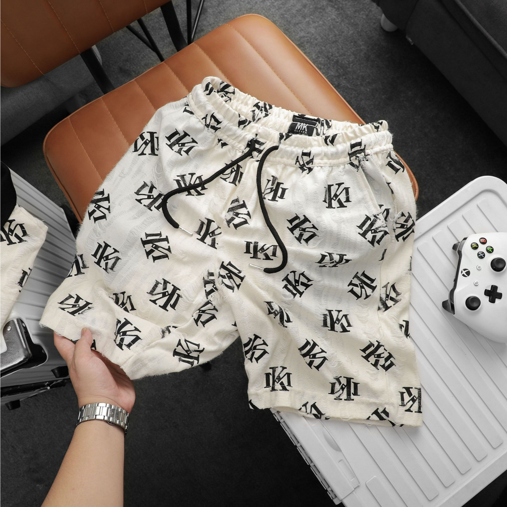 Set Bộ Fanstic MK CLEVER Chất liệu Vải cotton sợi, mặt vải phối rách độc đáo, co giãn. Form fit người đứng dáng cực đẹp