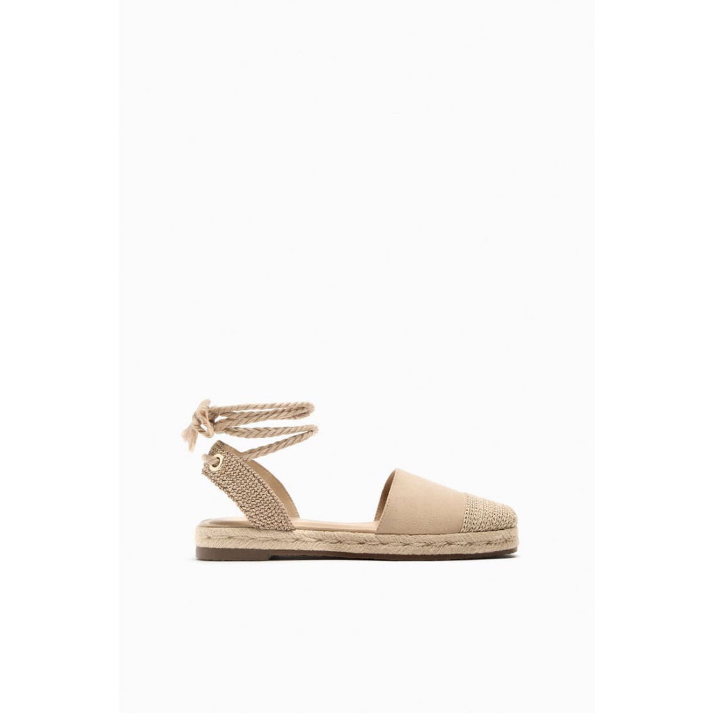 Giày đan dây màu kem Z4r4 xuất khẩu