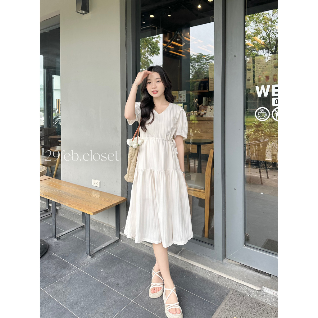 Váy cổ tim chun eo 29feb.closet chất đũi gân tay ngắn dáng dài xòe nhẹ nhàng nữ tính dễ thương phong cách Hàn Quốc -V102 | BigBuy360 - bigbuy360.vn