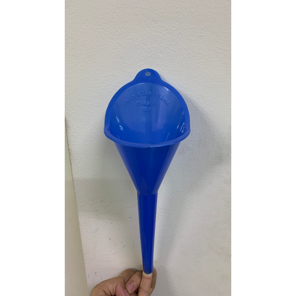 Phễu thay nhớt, quặng rót nhớt xe máy chuyên dụng nhựa trong nguyên sinh màu ngẫu nhiên