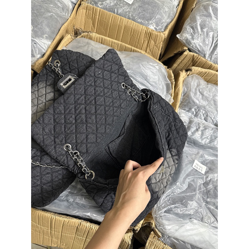 Túi tote big size jean vải siêu hot ô trám khoá xoay 36cm
