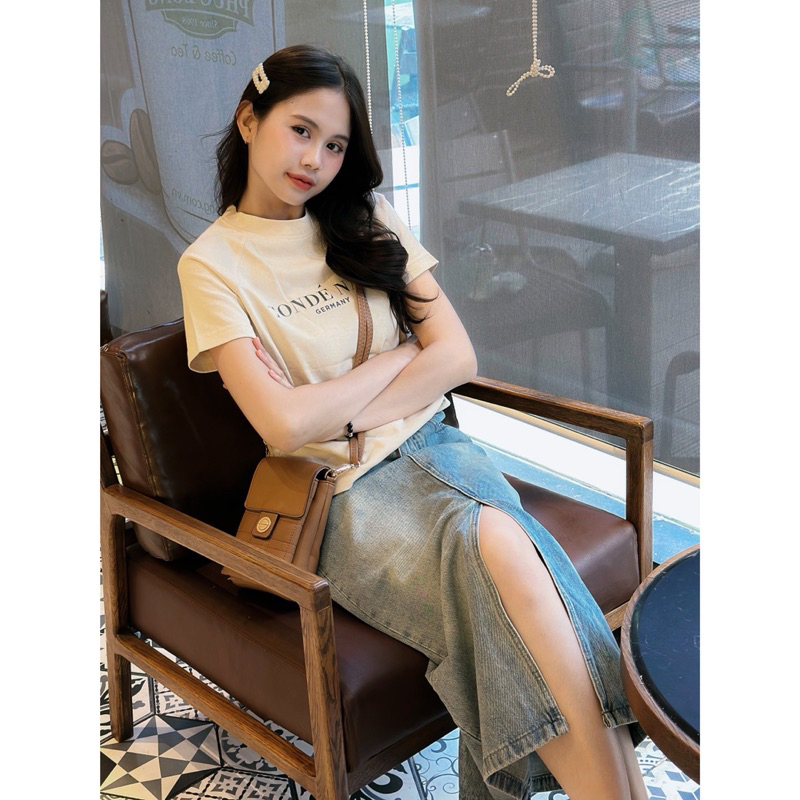 Áo Thun BBT - CONDÉ NAST