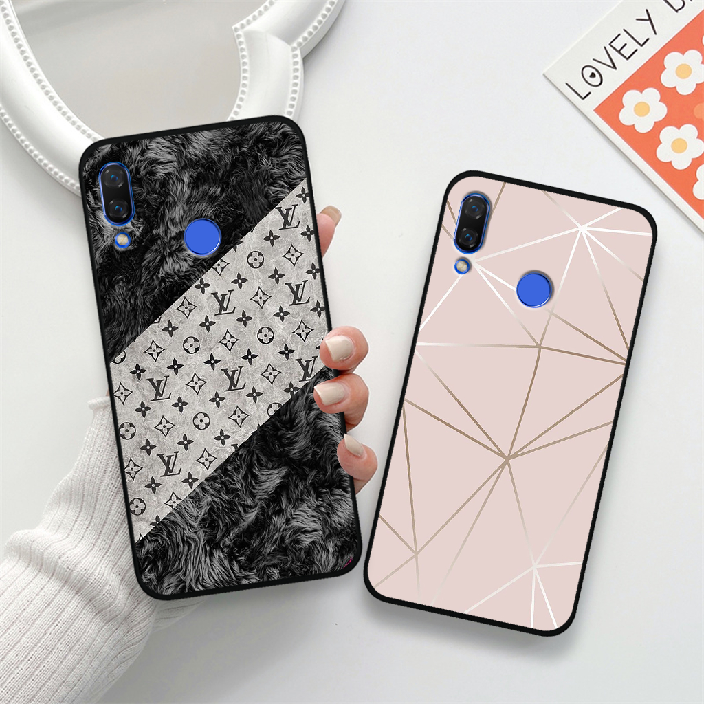 Ốp lưng Huawei Nova 3i / Nova 3e in hình thương hiệu thời trang phong cách
