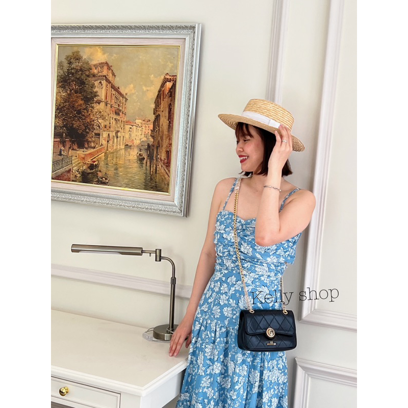 Túi L Y MN nhỏ gọn