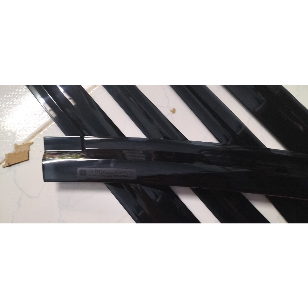 Vè che mưa Innova 2006- 2015 bộ 4 chi tiết và 6 chi tiết