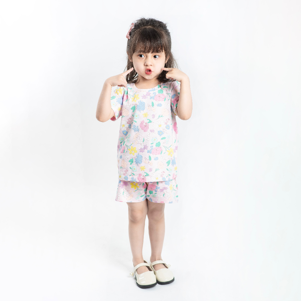 Đồ bộ bé gái hoa nền hồng , đồ bộ trẻ em chất cotton xinh xắn từ 2,3,4,5,6T MonBabies BCTG23S010