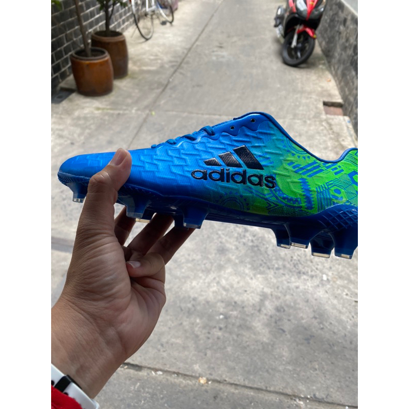 Giày Adidas đá sân cỏ nhân tạo / tự nhiên đinh cao