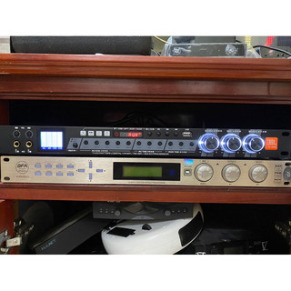 Vang cơ liền Micro không dây JBL FX-888