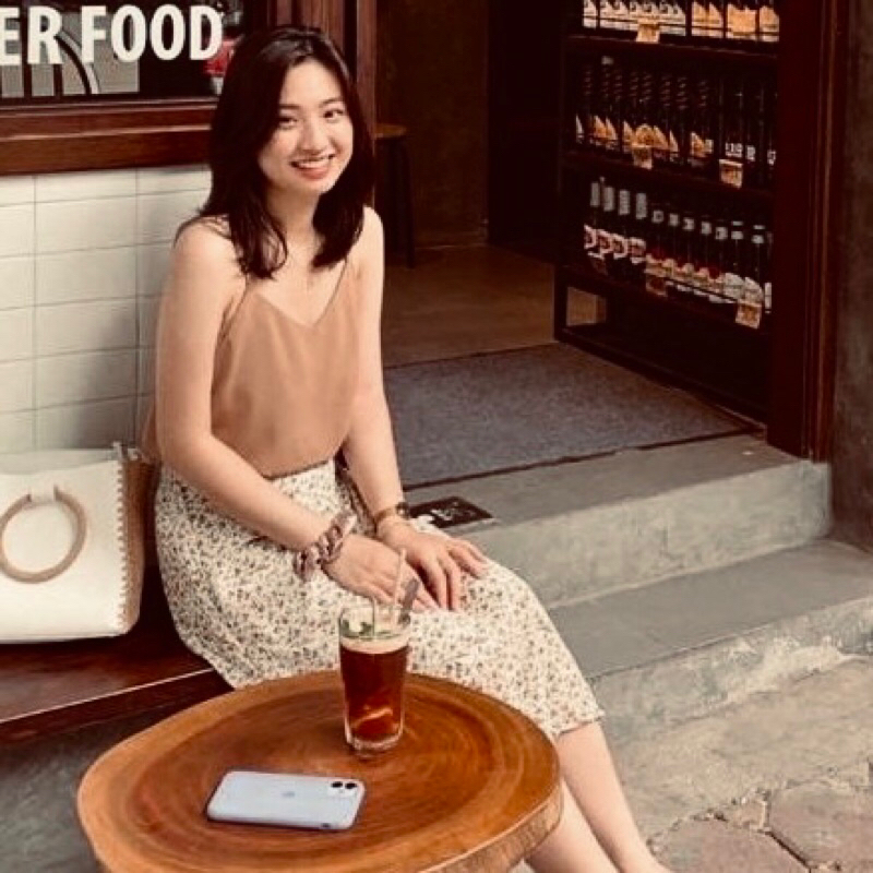 pass áo 2 dây nâu voan ulzzang cổ v freesize
