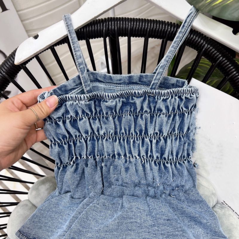 Váy jean tầng xiêu xinh bé gái