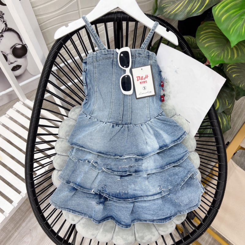 Váy jean tầng xiêu xinh bé gái