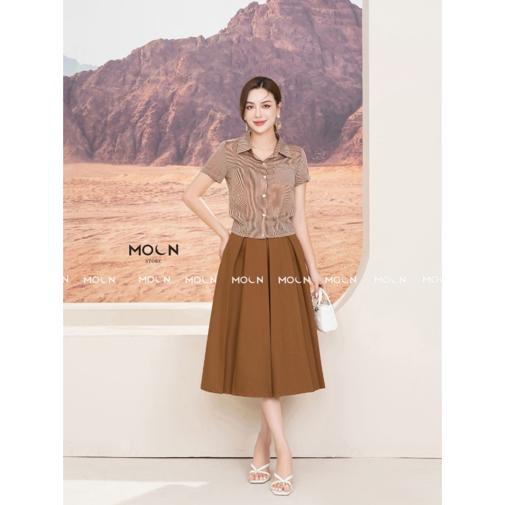 Áo sơ mi ngắn tay chân váy công sở 𝐌𝐎𝐎𝐍 áo sơ mi cổ đức chất kẻ tơ mix chân váy xếp ly kaki lụa hàn MA177-MCV368