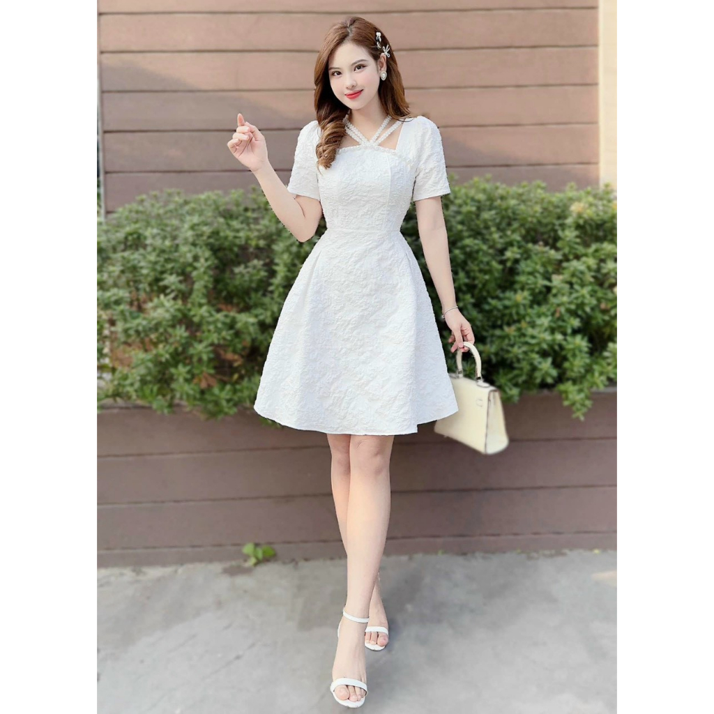 Đầm xòe ngắn chất gấm hoa lan cao cấp cổ vuông có dây cột cổ áo siêu xinh,thanh lịch mặc đi chơi