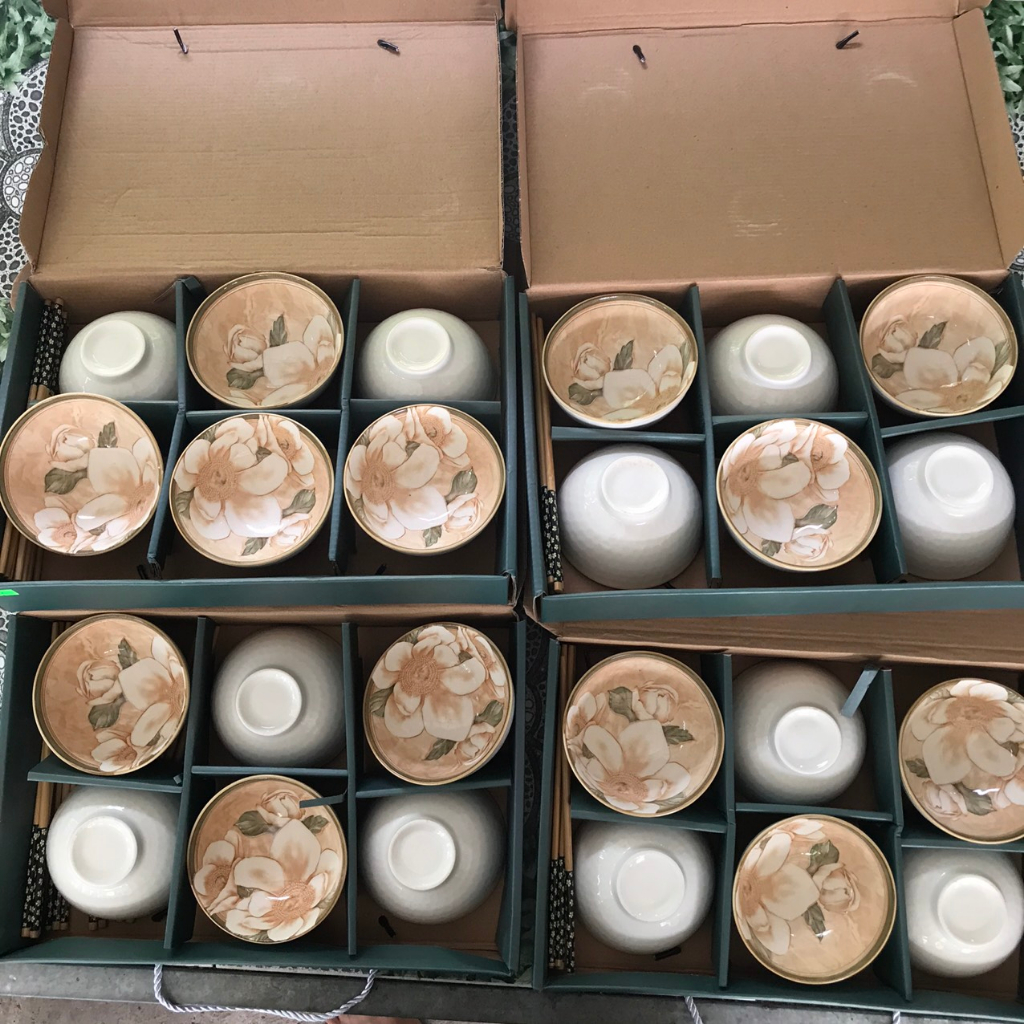 Bộ 6 bát hoa trà men sứ cao cấp kèm 6 đôi đũa hộp tặng quà cho người thân và bạn bè