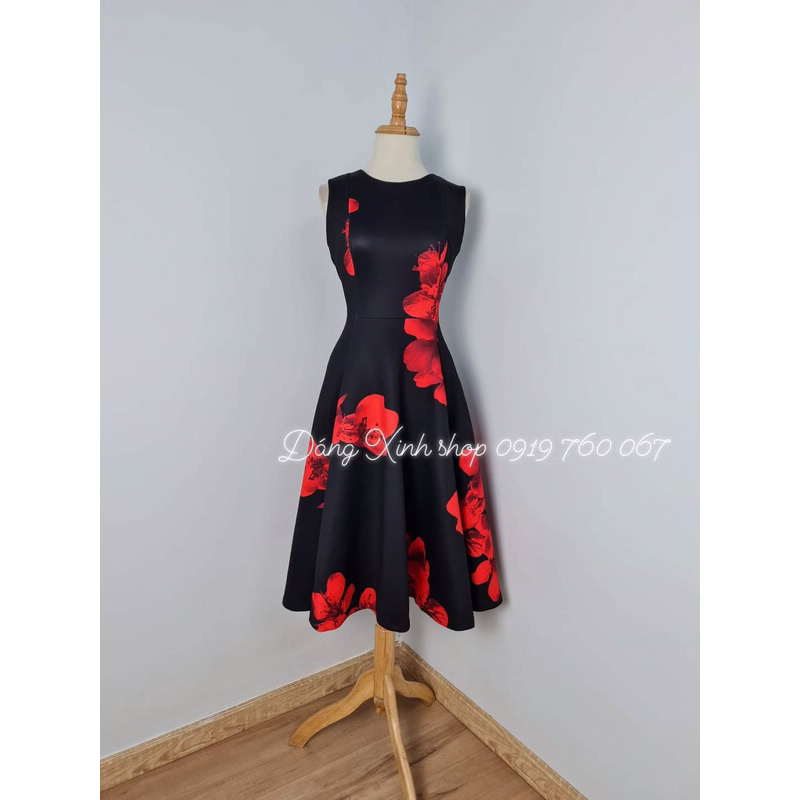 Đầm VNXK hiệu CK hình thật Shop chụp