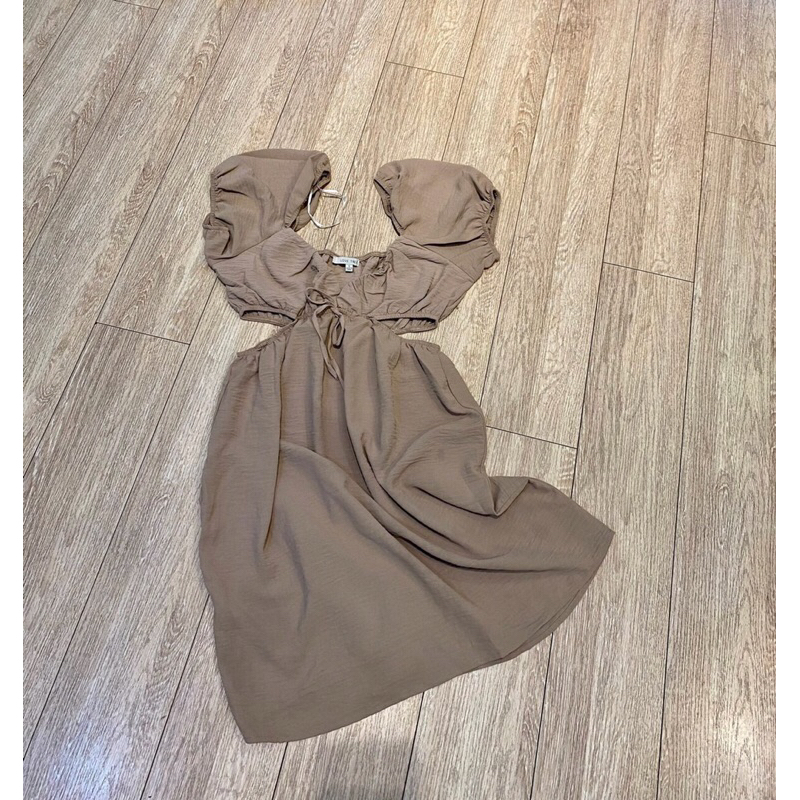 🌼 SIZE S M | Đầm lanh cut-out L0VE TREE sexy