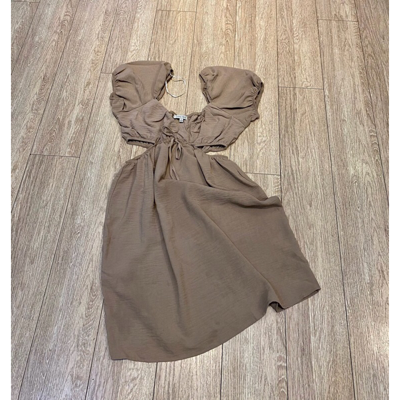 🌼 SIZE S M | Đầm lanh cut-out L0VE TREE sexy