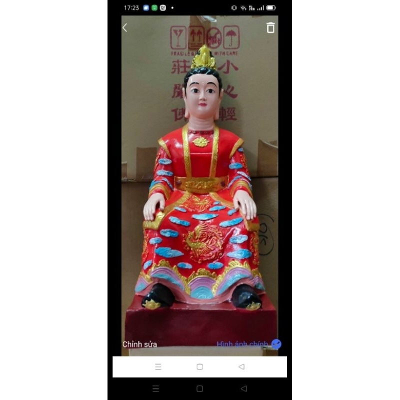 Tượng Đức Chúa Xứ Thánh Mẫu cao 55 cm, kèm áo mão, và chuỗi.