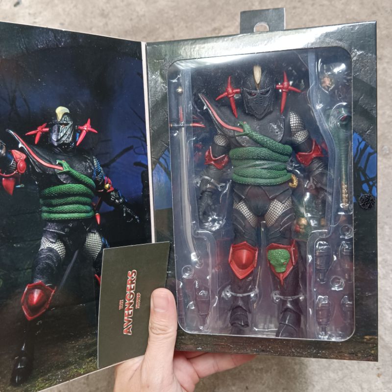 Mô hình NECA Dungeons & Dragons Ultimate Grimsword có sẵn