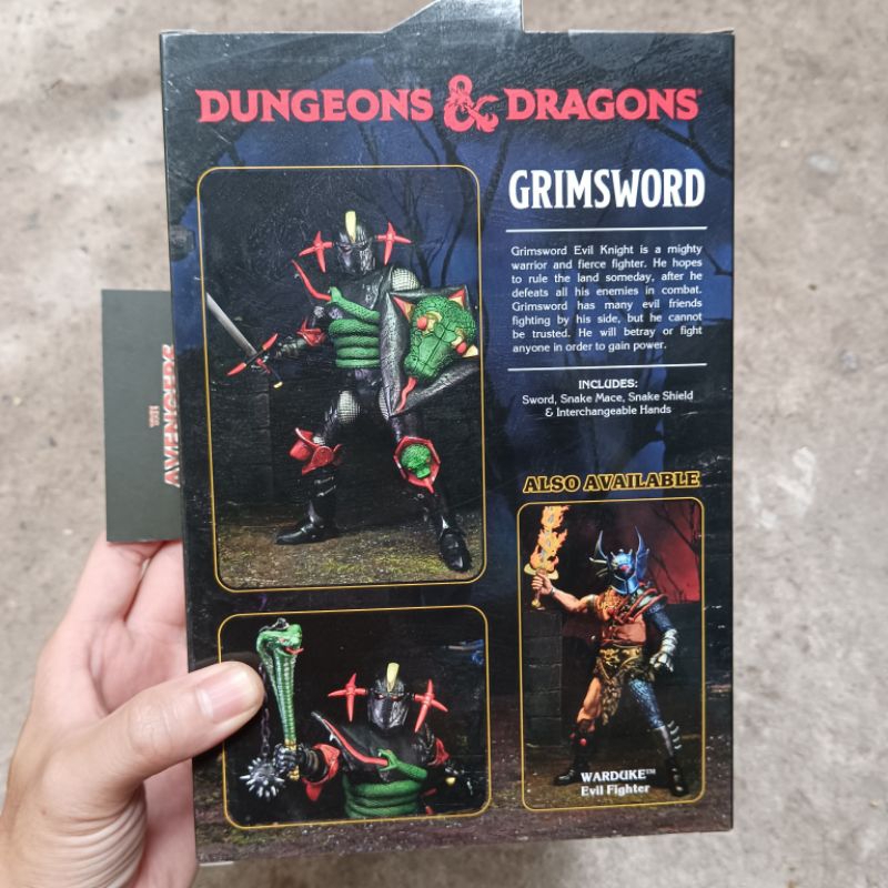 Mô hình NECA Dungeons & Dragons Ultimate Grimsword có sẵn