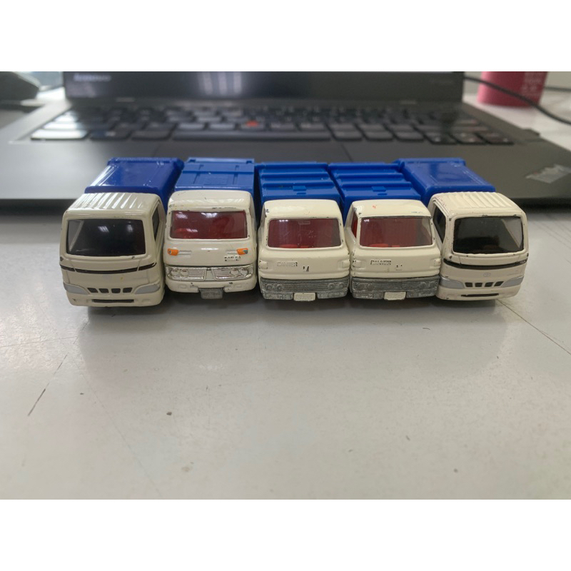 Tổng hợp những chiếc xe tomica chở rác
