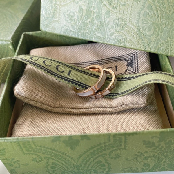 Nhẫn cặp đôi Gucci Nacre Couple Ring- Nhẫn xà cừ đính đá ,titan không gỉ không phai màu- Khắc tên theo yêu cầu
