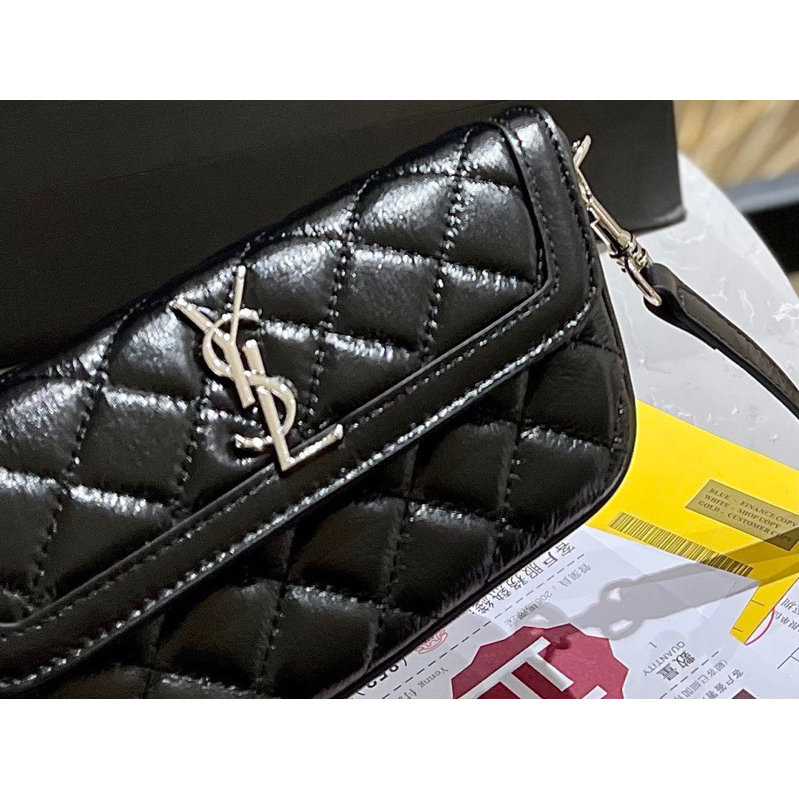 Túi yssl ô trám s20