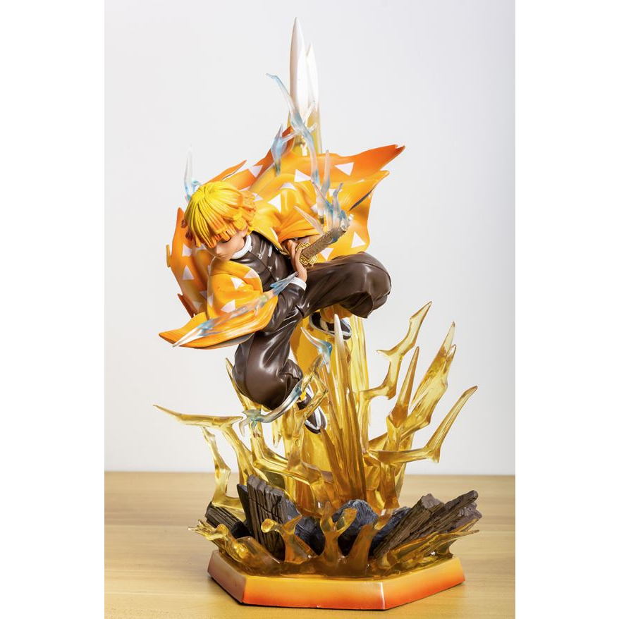 Mô hình, Figure Demon Slayer  Zenitsu Agatsuma trạng thái chiến đấu siêu đẹp có led- Fullbox Toz Store
