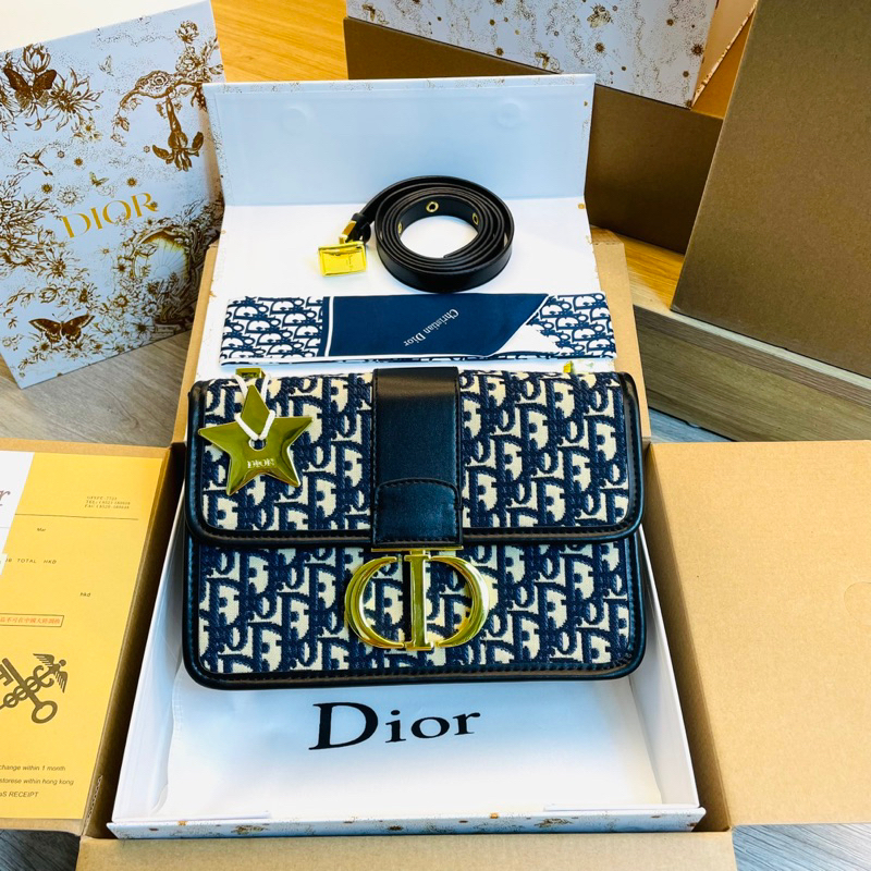 Túi xách nữ D.I Montaigne tặng khăn lụa &charm sao đẹp dã man