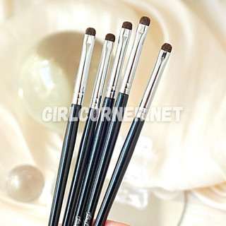 Cọ mắt chi tiết Feather B Eye Detail Single Brush