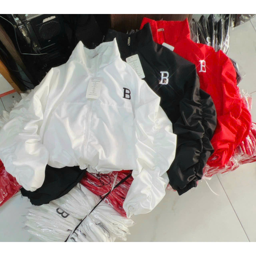 Áo khoác dù lửng cánh dơi kiểu croptop nữ tay nhúm có dây rút lai thêu B xịn sò siêu hot MCTPcroptop368 368