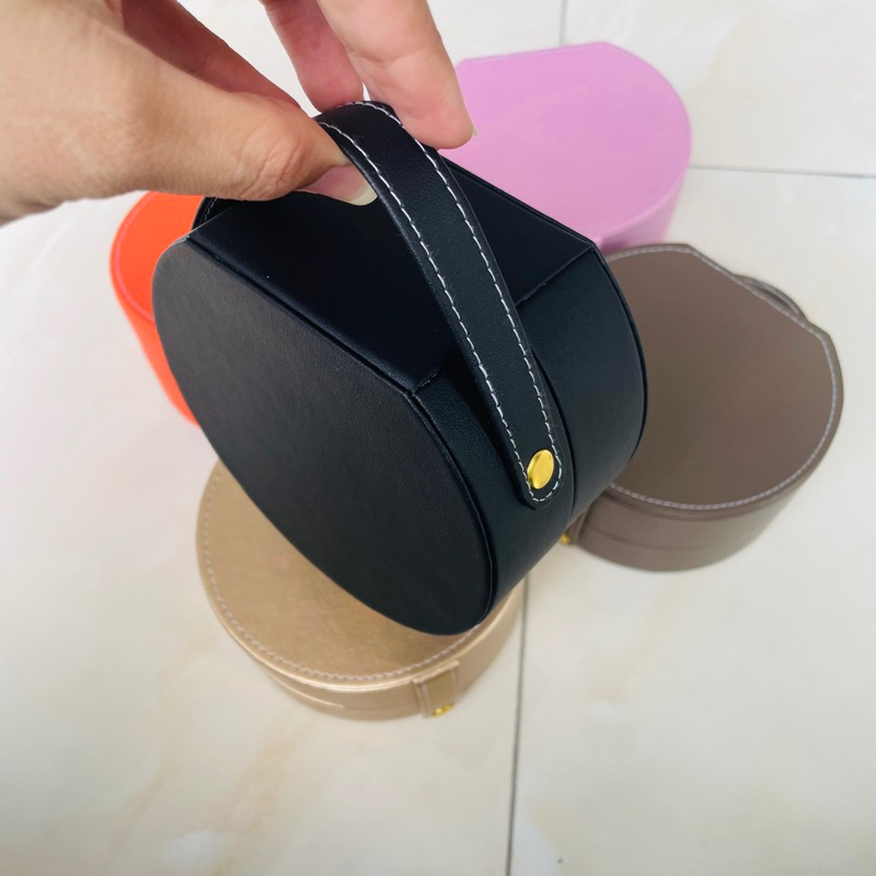 Hộp đựng trang sức có quay xách dễ thương