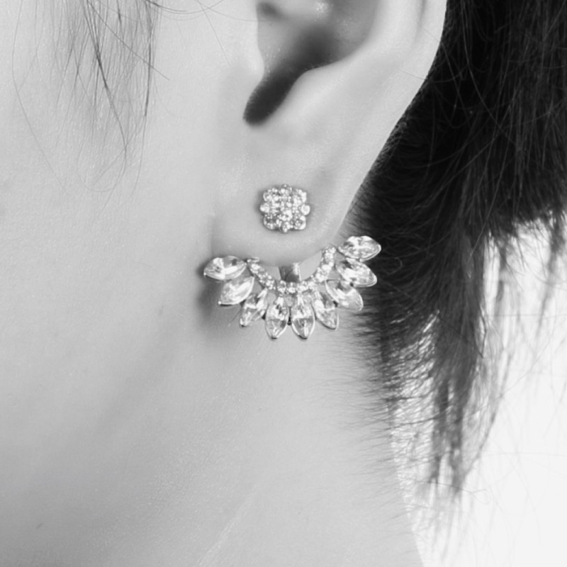 Bông tai đi tiệc ✨đính đá hình cánh quạt✨ màu bạc phong cách Hàn Quốc sang trọng thanh lịch, Harley Jewelry