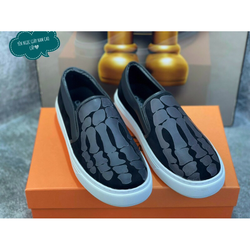 Giày thể thao nam giày lười slipon đen hình bàn tay đế trắng hàng siêu cấp full bill full box )