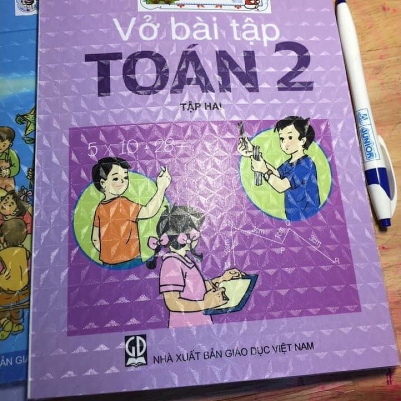 Bọc sách vở Decal Việt hà cho học sinh các cấp tặng kèm 10 nhãn vở