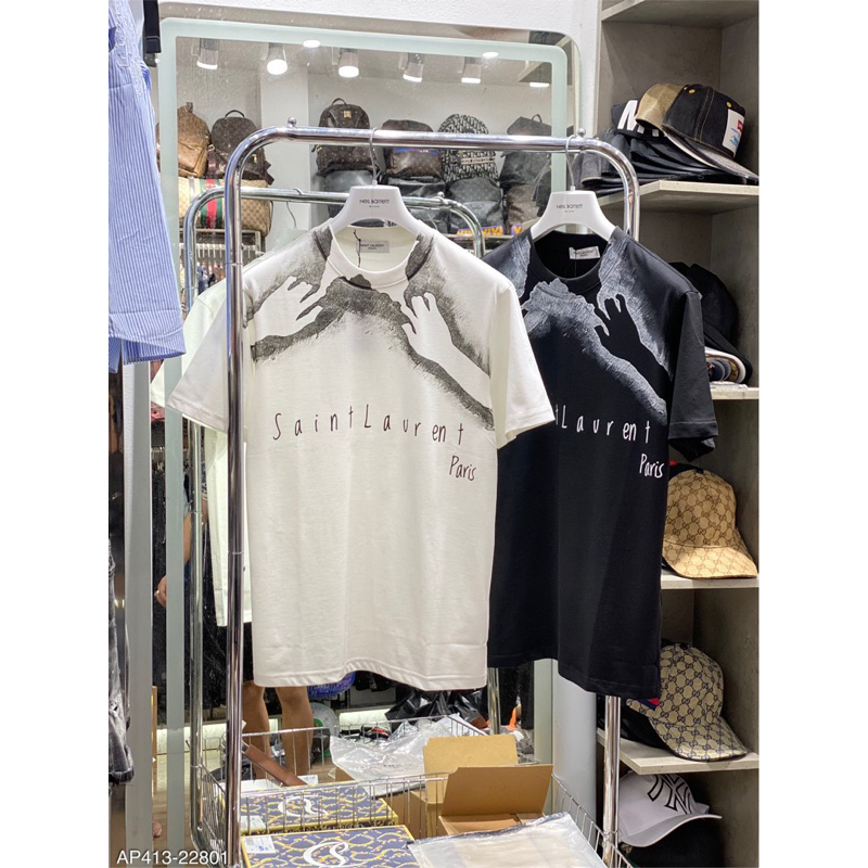 Áo phông bàn tay hoạ tiết cực chất ,chất vải cực mát new2023