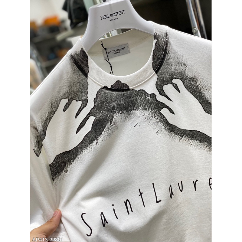 Áo phông bàn tay hoạ tiết cực chất ,chất vải cực mát new2023