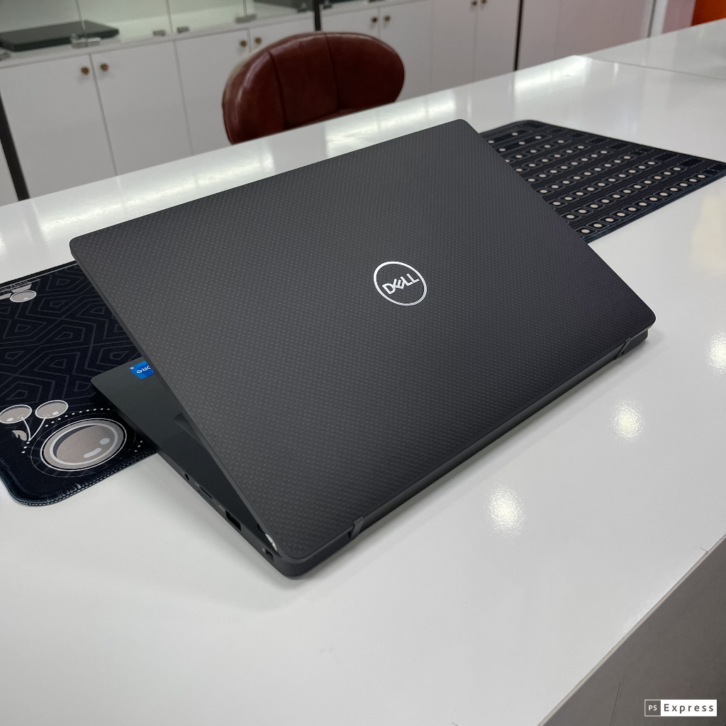 Laptop Dell Latitude 7400 Carbon Core i7 likenew 99% BH 1 năm / Core i7 8665U, Ram 16Gb, SSD 512Gb, 14'' IPS FHD.